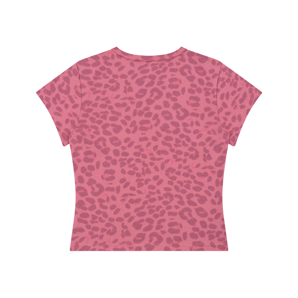 Back view pink leopard-print cropped t-shirt with short sleeves and round neckline